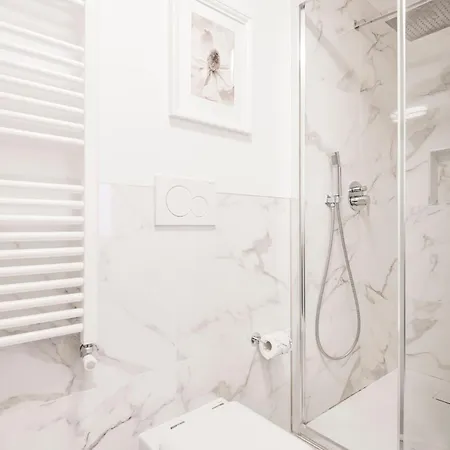 Easylife - Appartamento Elegante Moderno E Accogliente - La Tua Oasi In Citta Milan Exterior photo