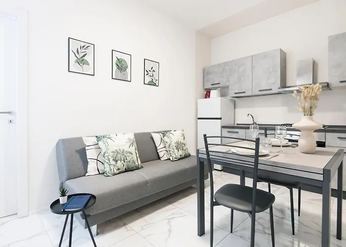 Easylife - Appartamento Elegante Moderno E Accogliente - La Tua Oasi In Citta